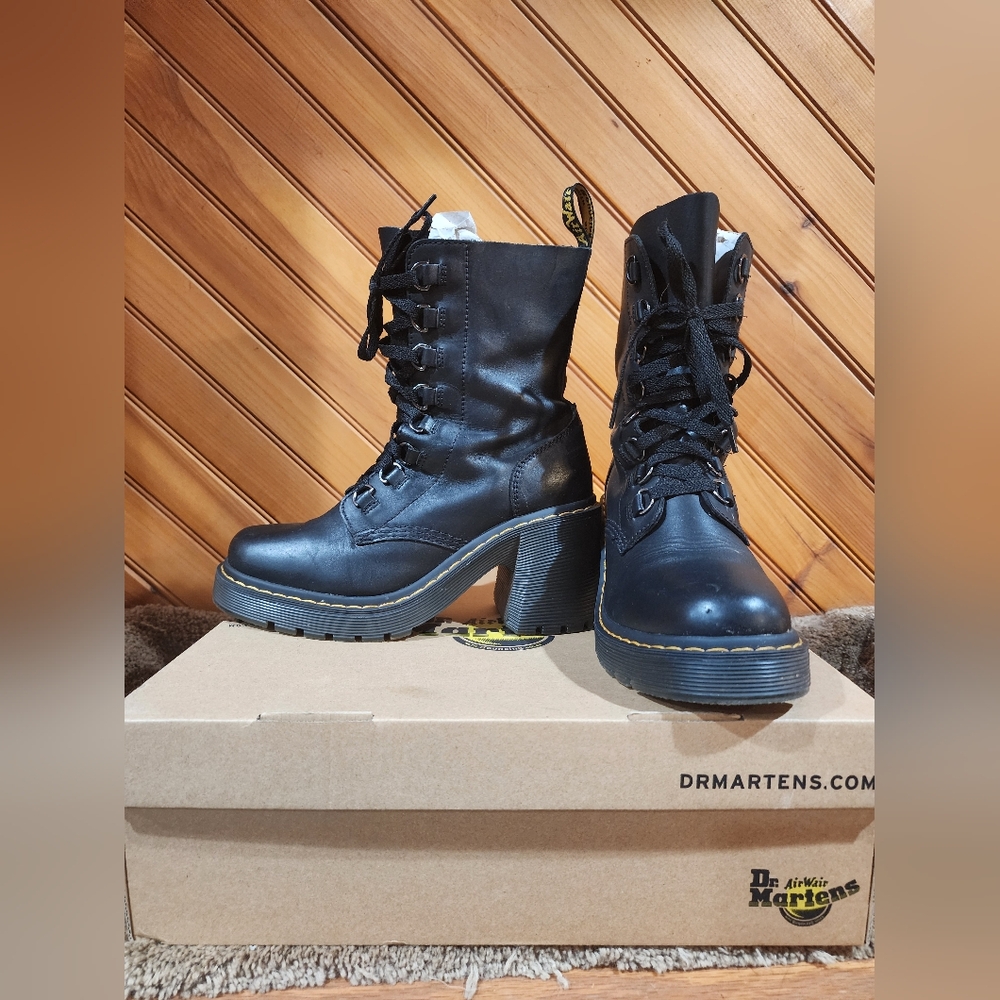 Dr Martens AirWair Chesney Black Leather Women's Boots